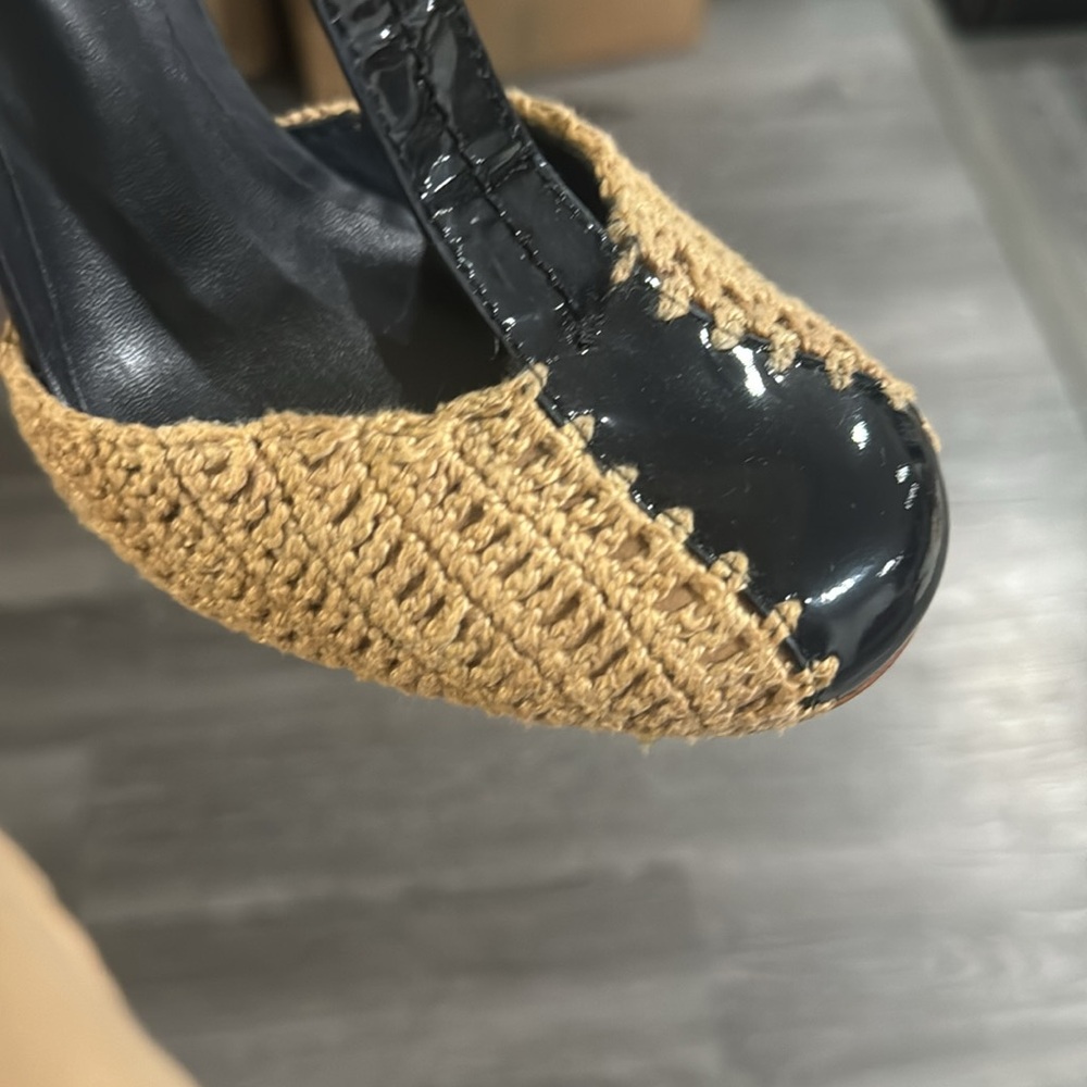 Tory Burch Black and Tan Heels - Picture 5 of 7